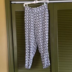 BB Dakota Bohemian Pull-On Pants